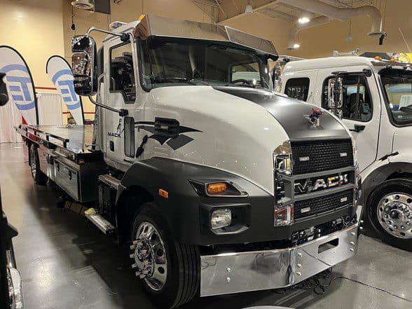 Photo of 2024 MACK MD6 MMP2518
